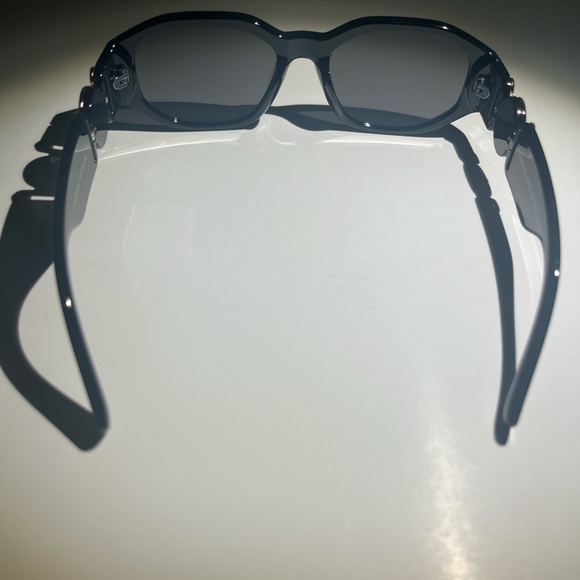 Versace Glossy Black Sunglasses - Picture 3 of 5